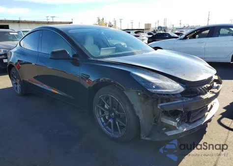 2021 Tesla Model 3 из США, поврежденный, VIN 5YJ3E1EB2MF004315